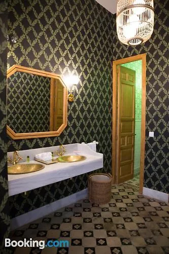 Nuea Santiago15 Hotel Seville Guest house