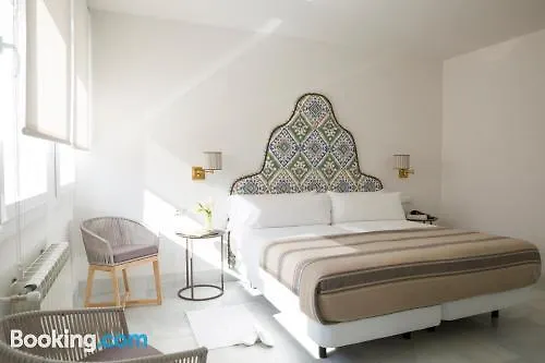 Nuea Santiago15 Hotel Seville Guest house